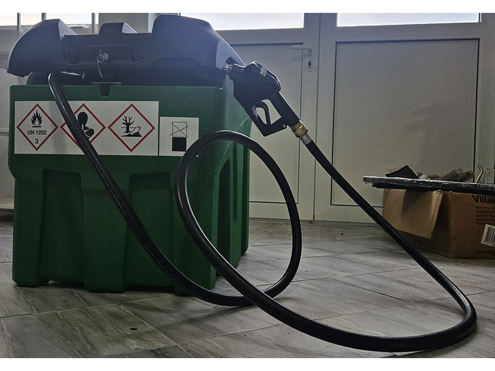 Transportni polietilenski rezervoar