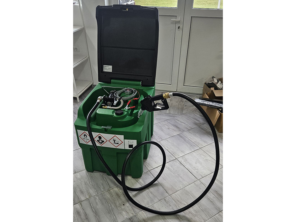 Transportni polietilenski rezervoar